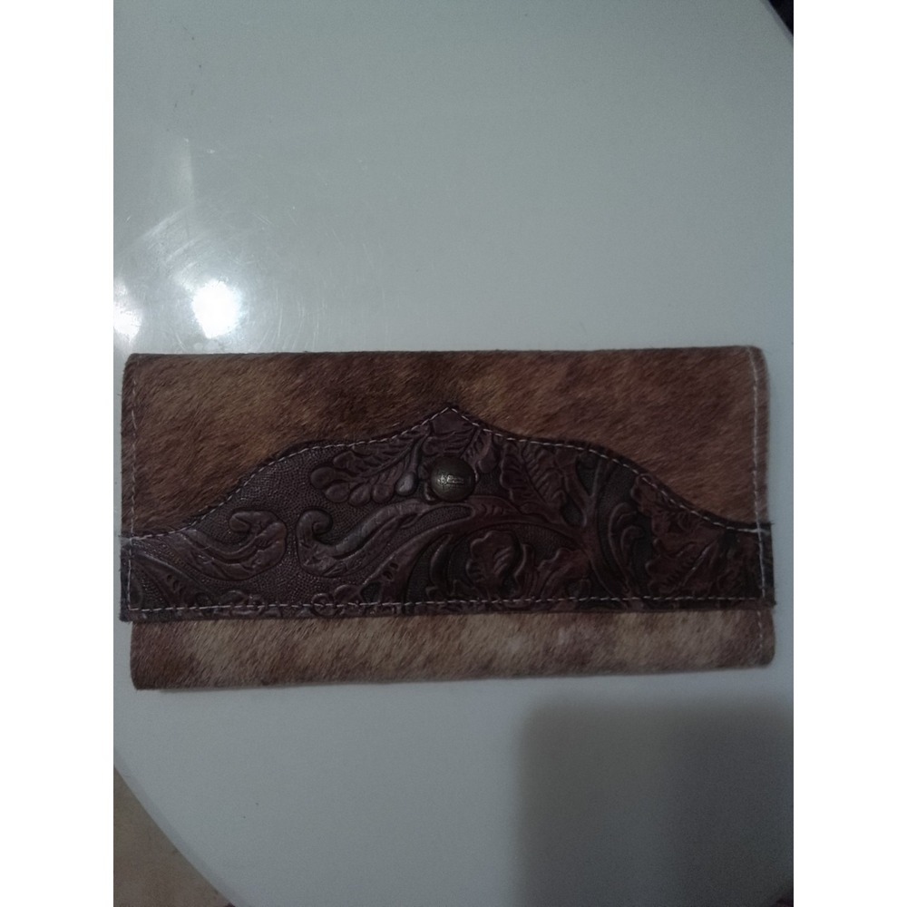 Woman's Leather Cowhide‎ Wallet 8" X 5"